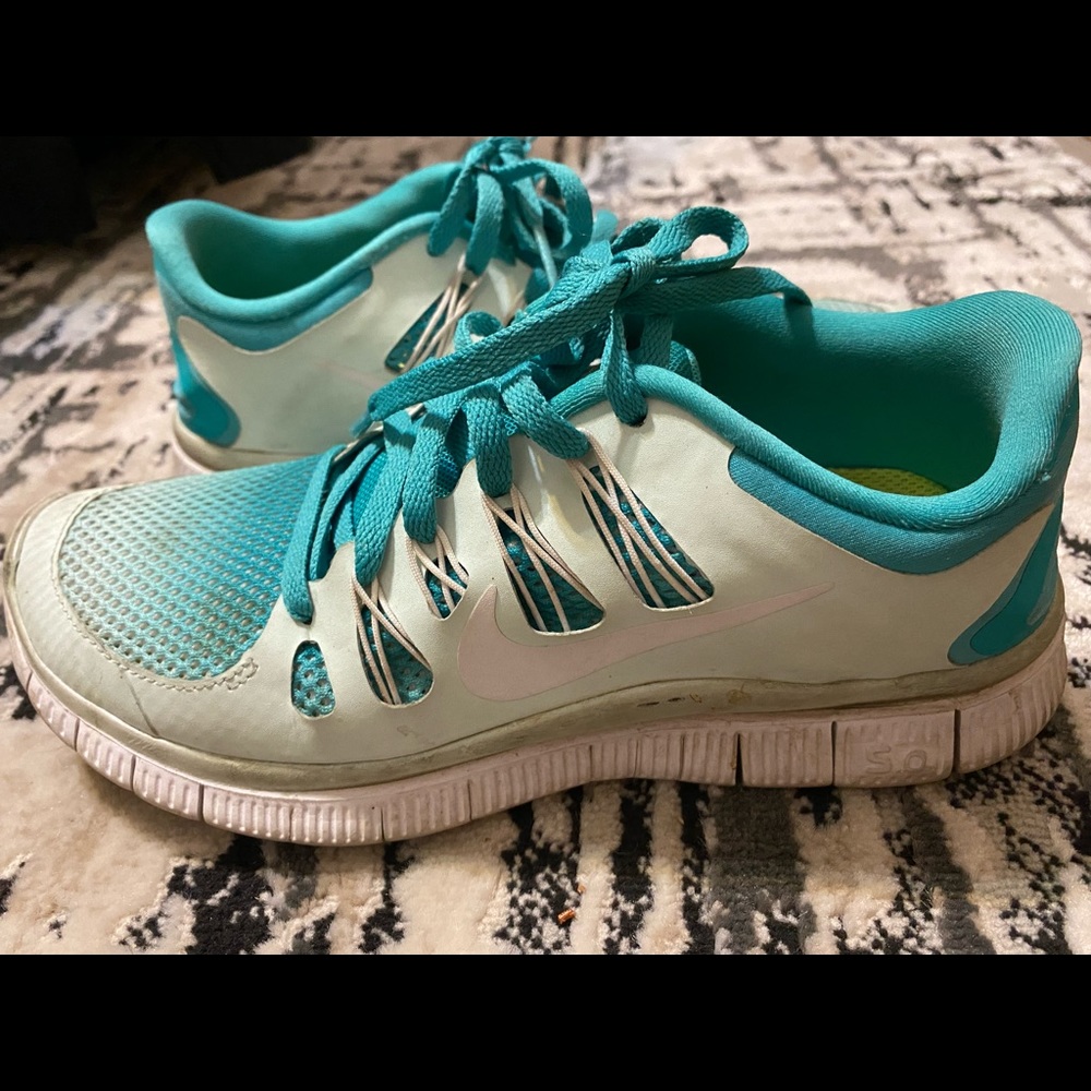 Nike Free 5.0 shoes